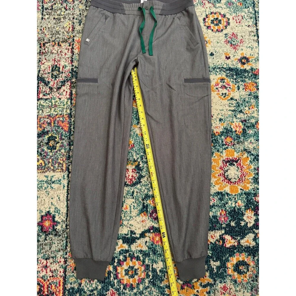 FIGS Men’s Tansen Jogger Scrub Pants Gray Size Medium Drawstring PO1570